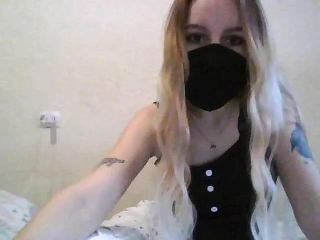 CrispyKriss from BongaCams is Freechat