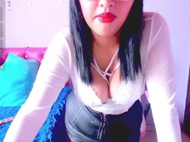 Cristaln07 from BongaCams