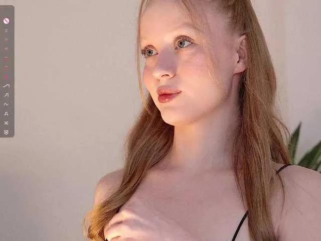 CuteShine from BongaCams is Freechat