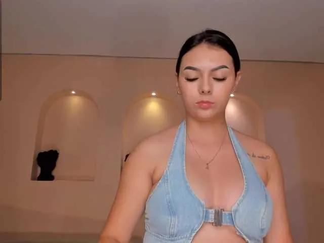 DannaGibbs from BongaCams