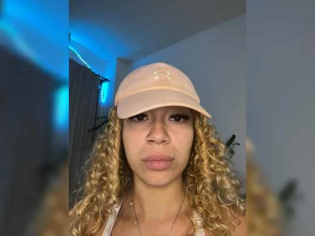 Darkazulqueen from BongaCams is Freechat