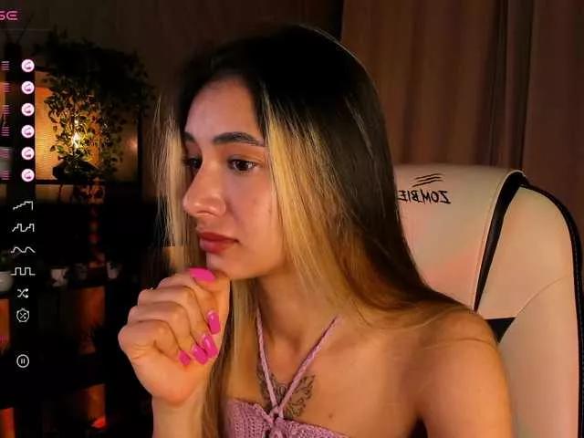 DarlaBelle from BongaCams