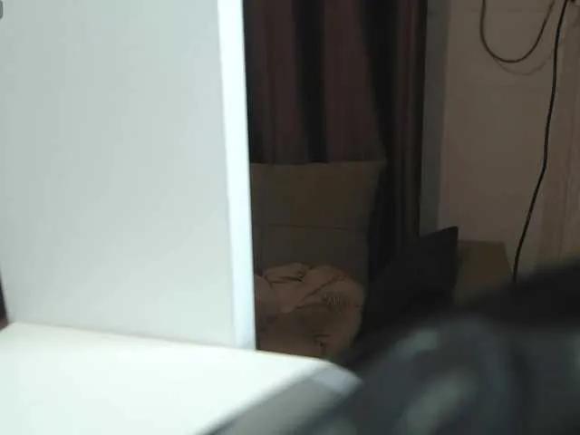 DebbieLu from BongaCams