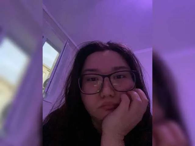 DebbieLu from BongaCams