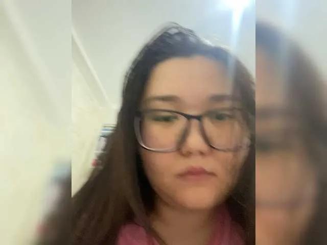 DebbieLu from BongaCams