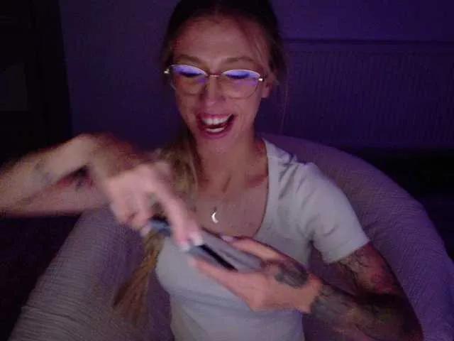 Checkout girls naked models with similar nickname. Cute sexy Free Models.