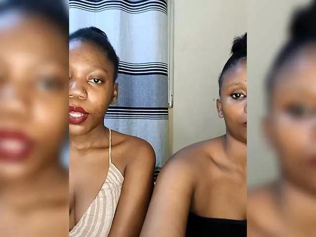 Ebbonyrakael from BongaCams