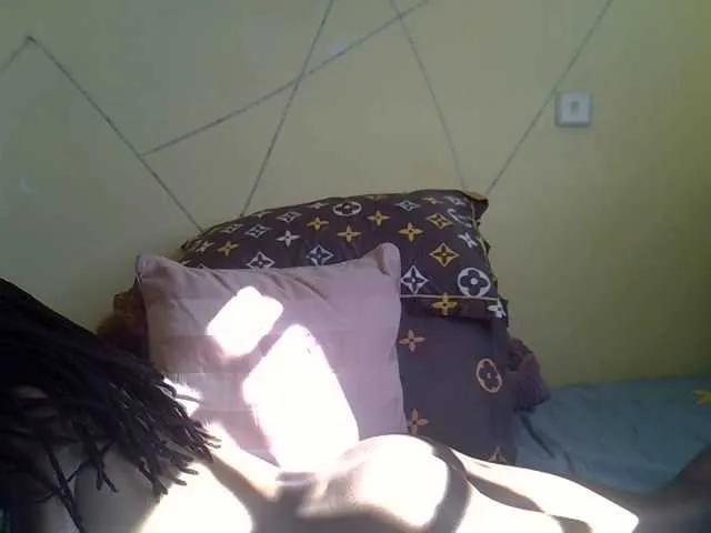 Eboniana from BongaCams is Freechat