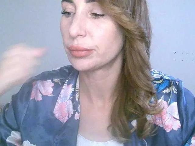 Eeelisss666 from BongaCams