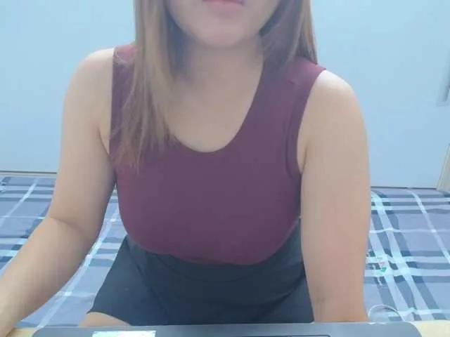 ElenaSex90 from BongaCams