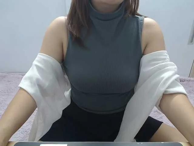 ElenaSex90 from BongaCams