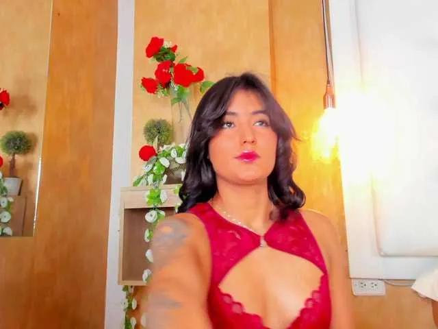Emiily-Thompson from BongaCams