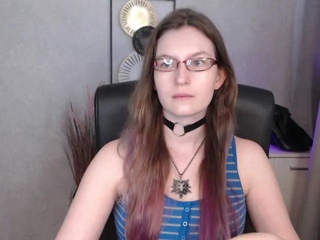 EmmaHeart from BongaCams