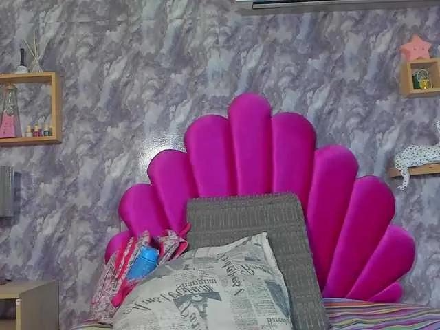 EMMAPARIS from BongaCams