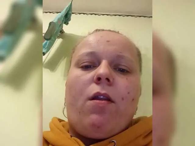 EmmaXlove from BongaCams is Freechat