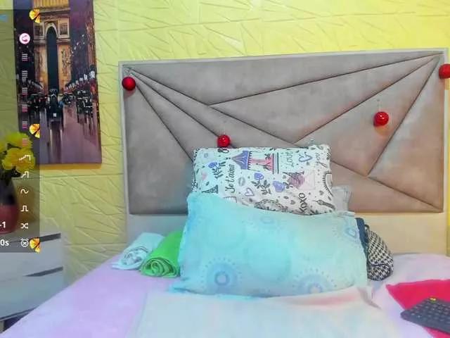 Esmeralda-Oik from BongaCams