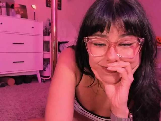 EveeLuna from BongaCams