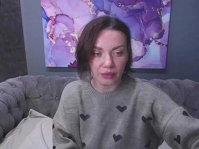 EveLibston from BongaCams
