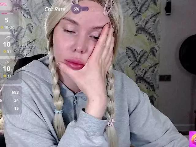 Foxymoxy19 from BongaCams