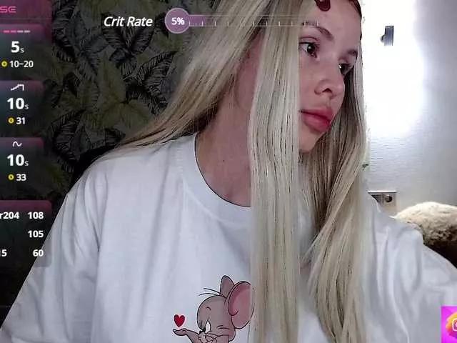Foxymoxy19 from BongaCams