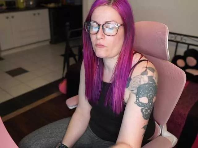gennyrock from BongaCams