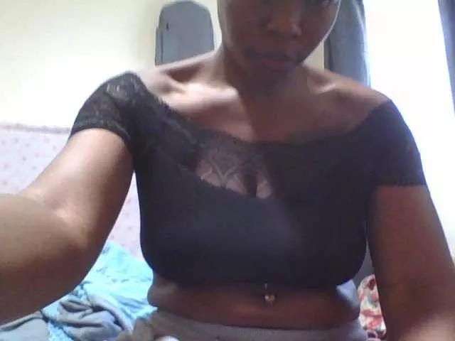 Goddess-soriyah from BongaCams