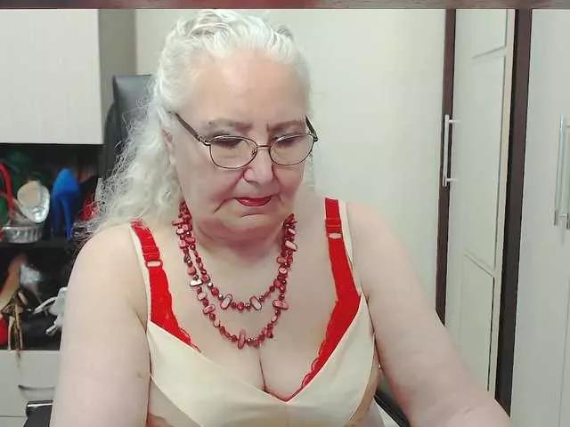grannywants from BongaCams is Freechat