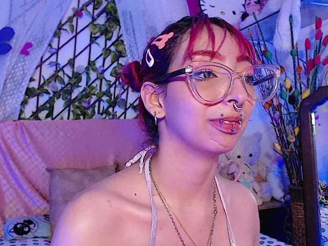Hanawayne from BongaCams