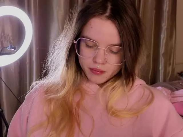 HannaCristal from BongaCams is Freechat