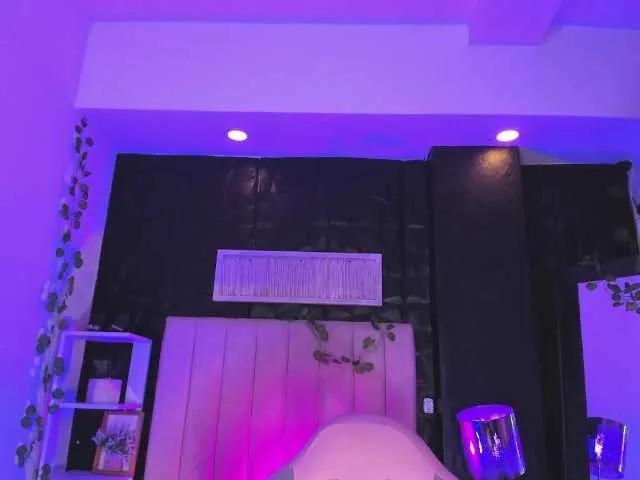 hellenbunnyx from BongaCams