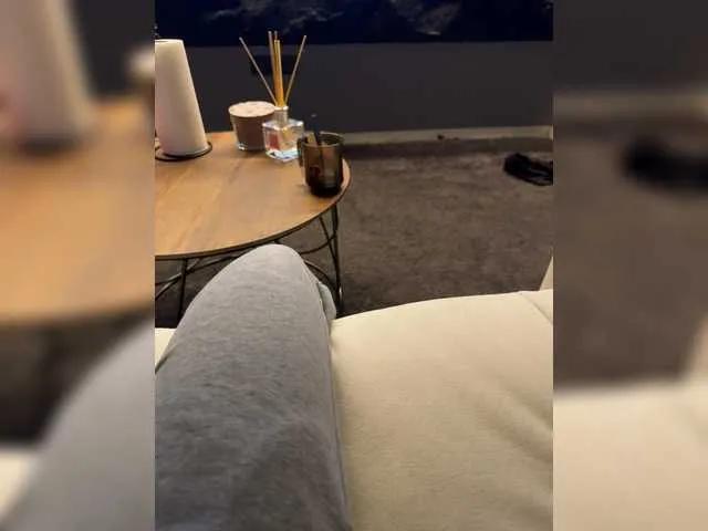 HiddenDesires from BongaCams