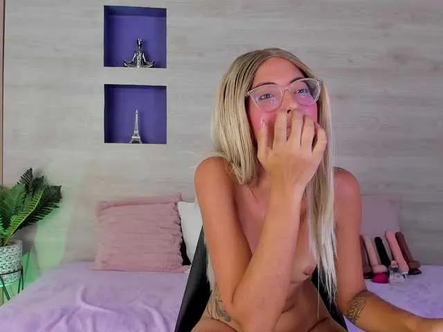 Hillary-hott from BongaCams is Freechat