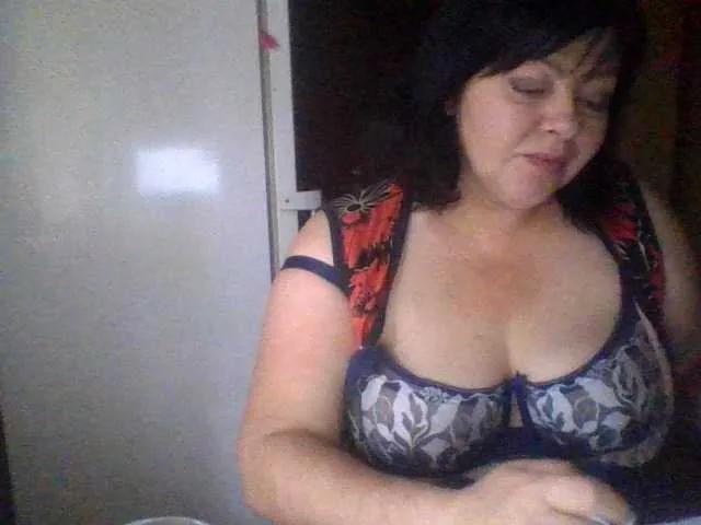 Holly-Molly69 from BongaCams is Freechat