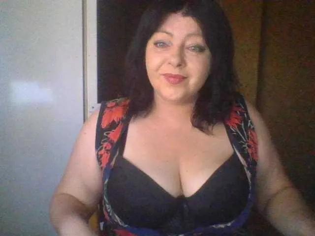 Holly-Molly69 from BongaCams is Freechat