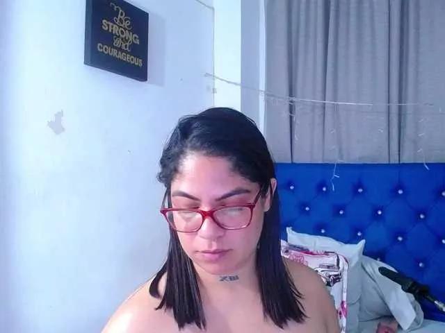 horny-cougar from BongaCams is Freechat