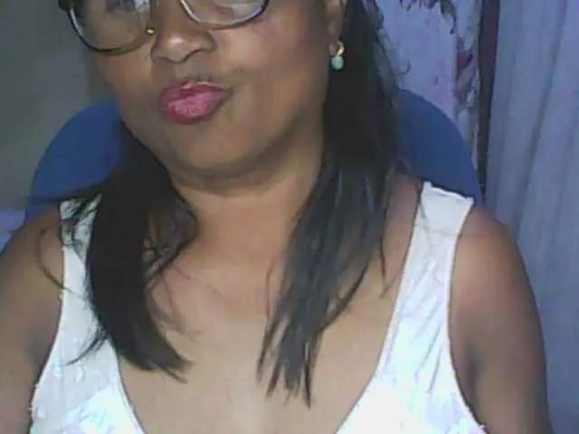 hotmomsexy from BongaCams is Freechat