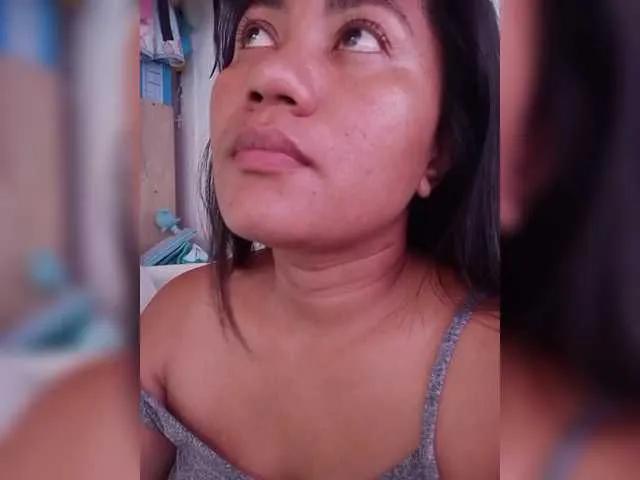 Hotthea23 from BongaCams