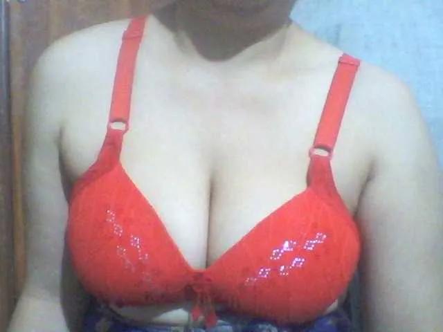 indiagirl50 from BongaCams is Freechat