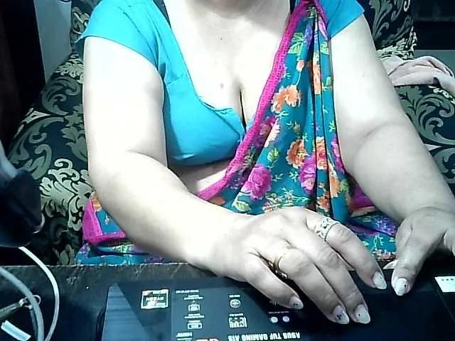 Indianbhabhimilf40 from BongaCams is Freechat