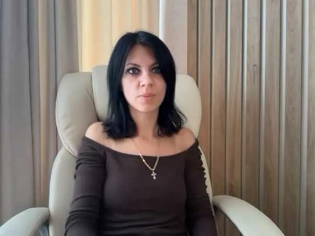 InjaAtHome from BongaCams