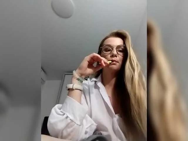 Irina11 from BongaCams