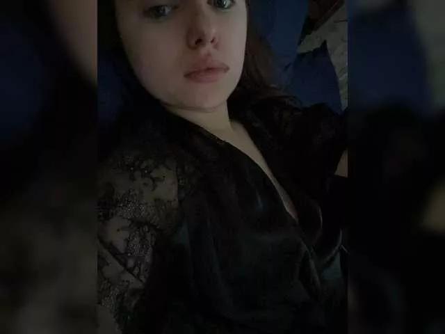 Irina2100 from BongaCams