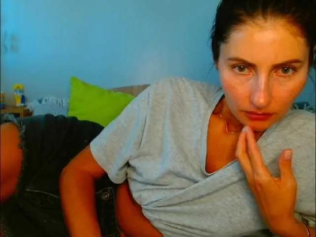Checkout girls naked models with similar nickname. Cute sexy Free Models.