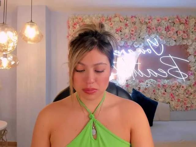 IrinaPortman from BongaCams