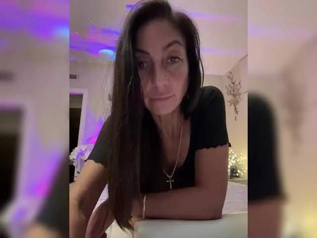 IrinkaGata from BongaCams is Freechat