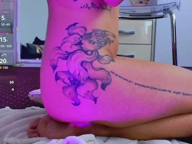 IvorySwan from BongaCams is Freechat