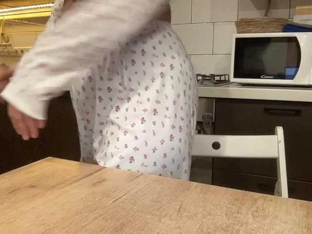 Jana-Moon from BongaCams