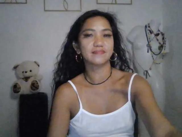 Jennahshampoo from BongaCams