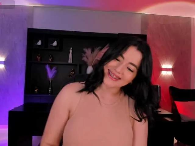 JennaOlson from BongaCams