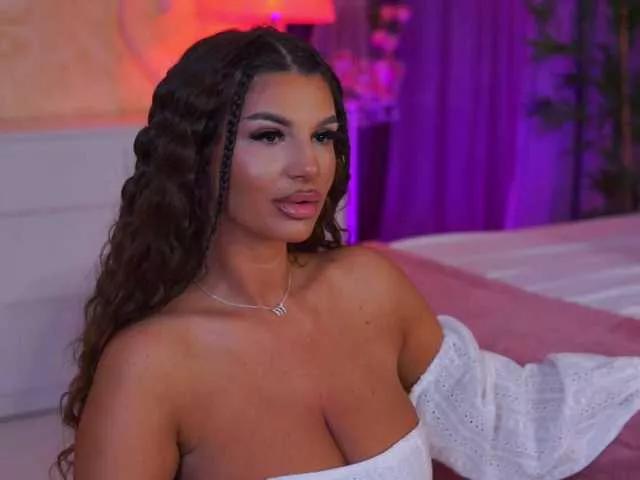 JessyKisss from BongaCams